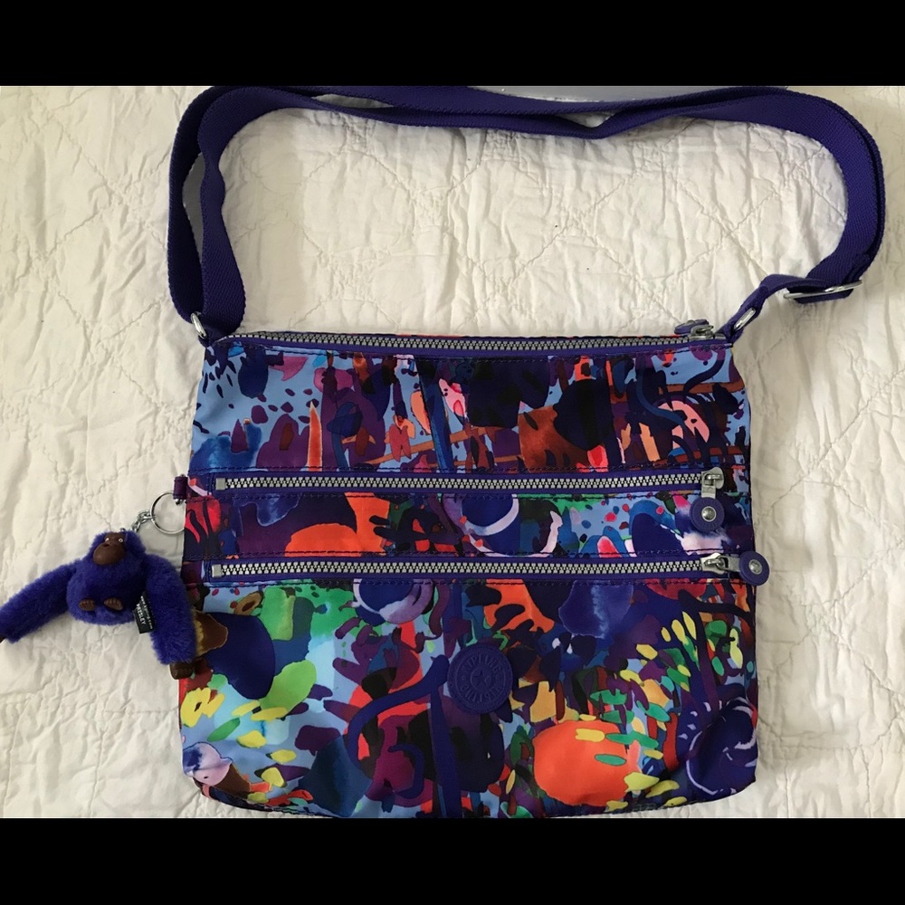 Kipling crossbody